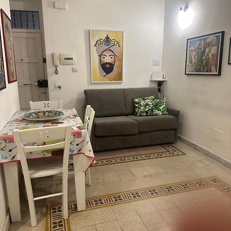 Casa Di Fronte La Cattedrale Apartment Палермо Екстериор снимка